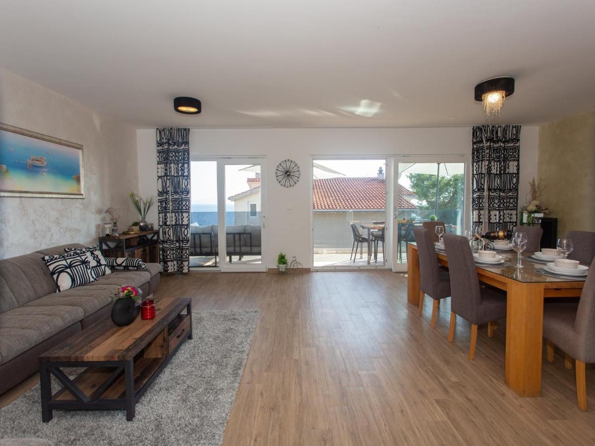 Apartments Aqua Trogir Exterior photo
